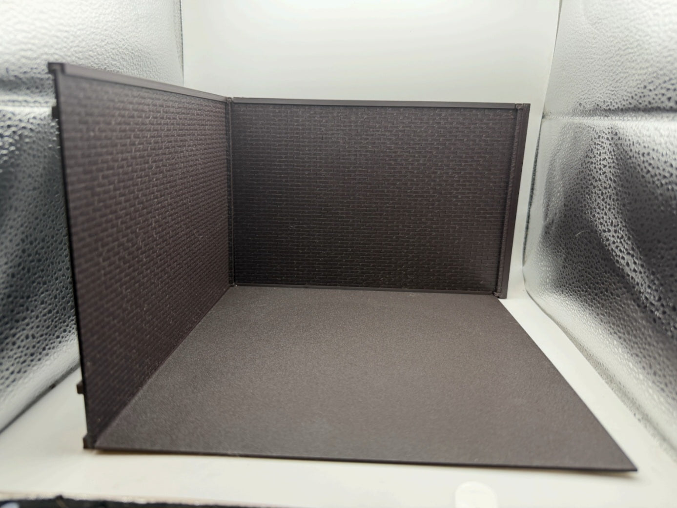 Diorama full base